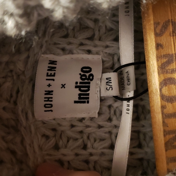 Knitted cardigan - Picture 2 of 3